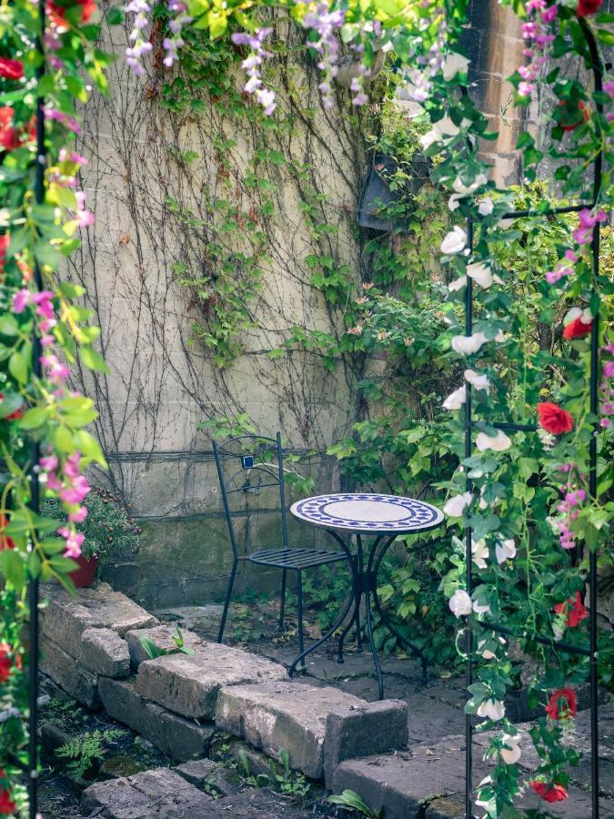 The Wonderland Townhouse - Alice In Wonderland 7Bdr Home 巴斯 外观 照片