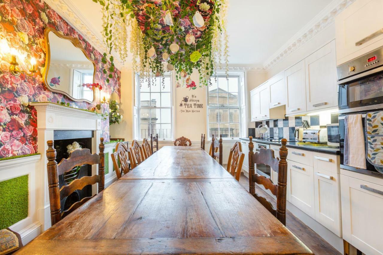 The Wonderland Townhouse - Alice In Wonderland 7Bdr Home 巴斯 外观 照片