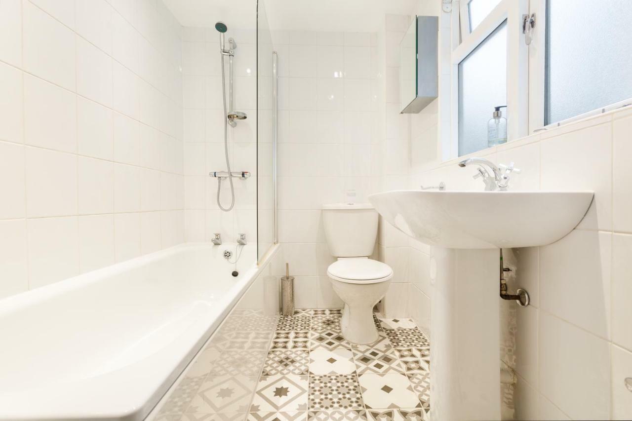 The Wonderland Townhouse - Alice In Wonderland 7Bdr Home 巴斯 外观 照片