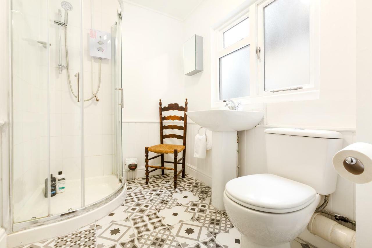 The Wonderland Townhouse - Alice In Wonderland 7Bdr Home 巴斯 外观 照片