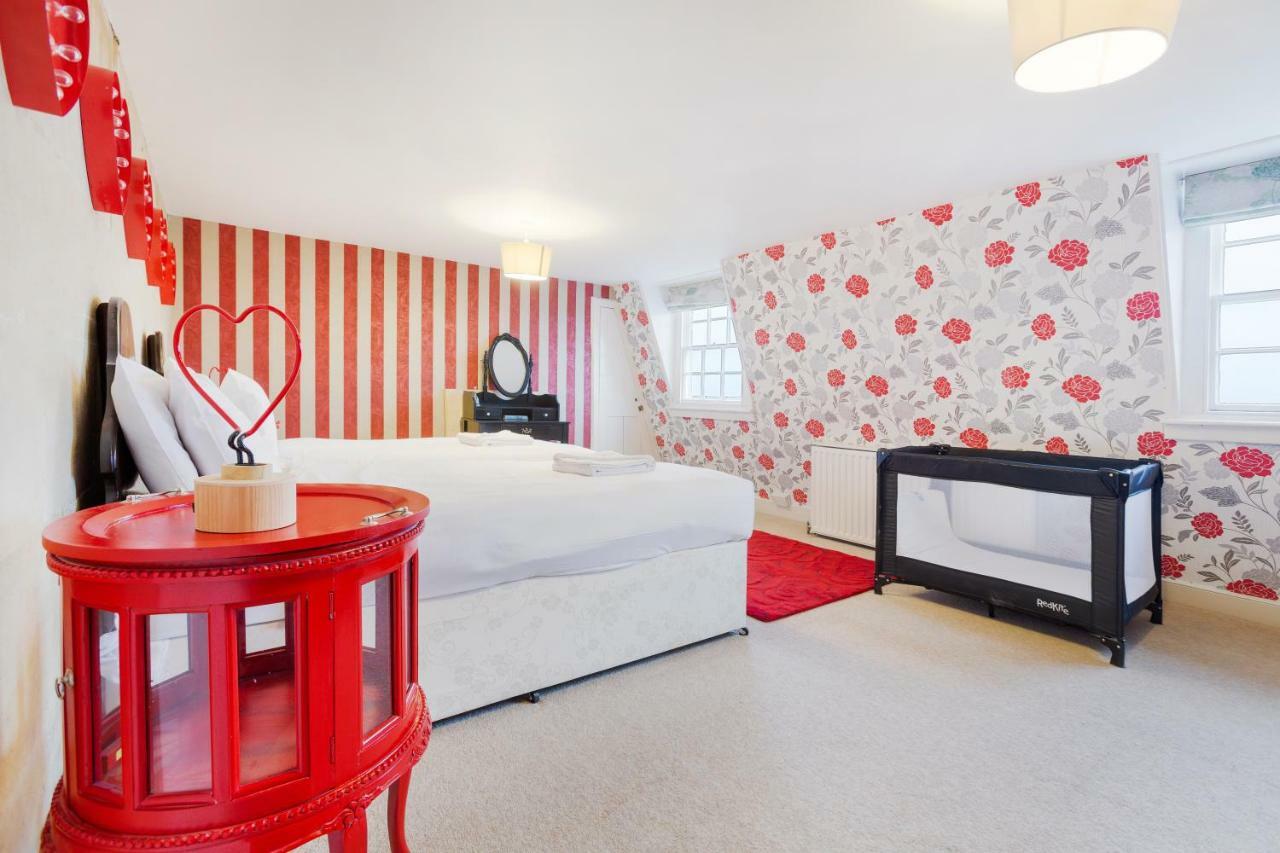 The Wonderland Townhouse - Alice In Wonderland 7Bdr Home 巴斯 外观 照片